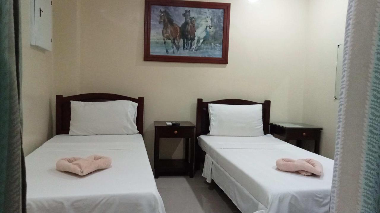 Dino Residences Dumaguete City Esterno foto