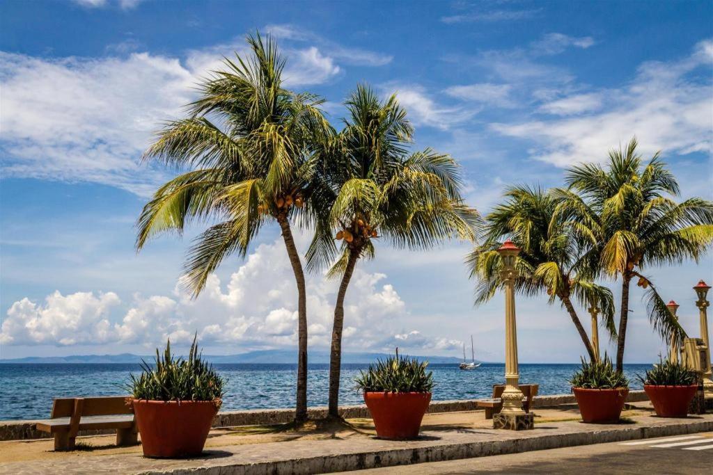 Dino Residences Dumaguete City Esterno foto