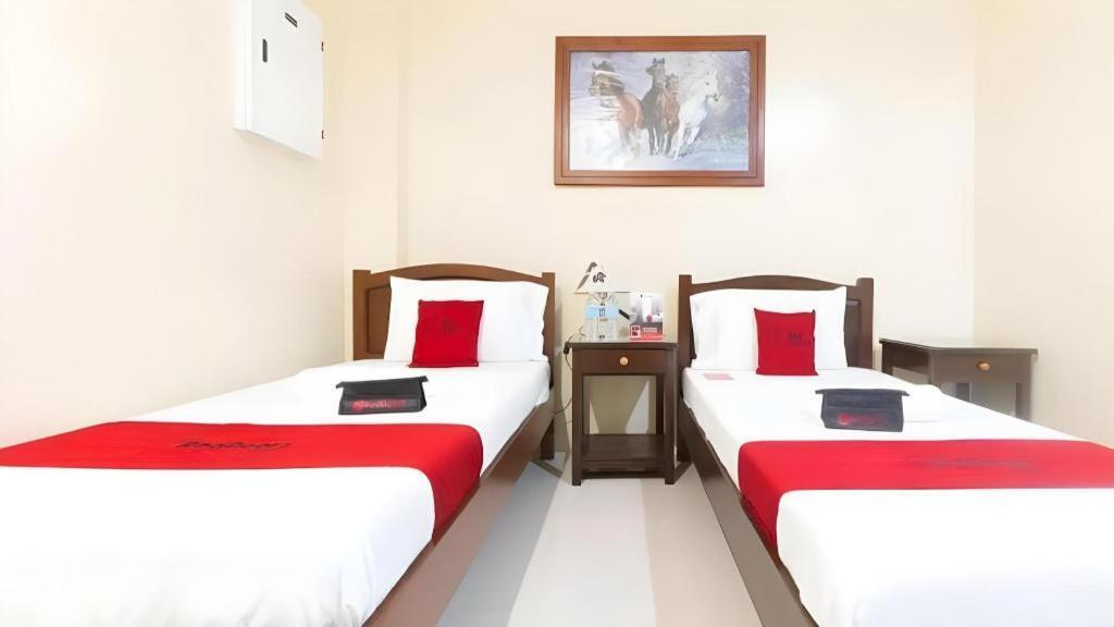 Dino Residences Dumaguete City Esterno foto