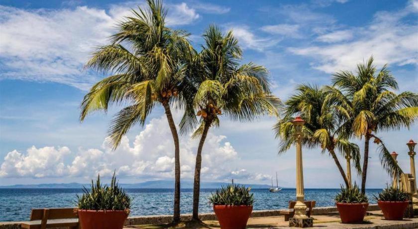 Dino Residences Dumaguete City Esterno foto