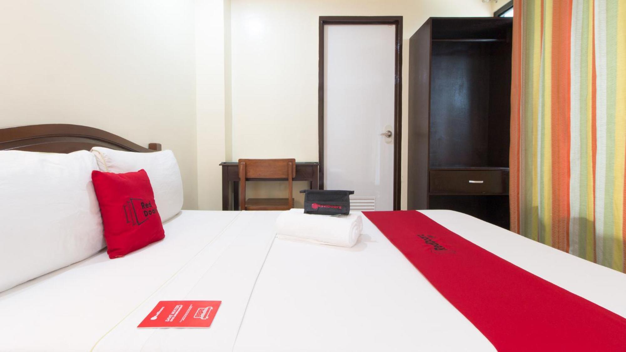 Dino Residences Dumaguete City Esterno foto