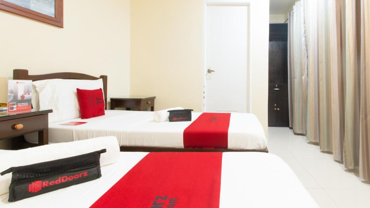 Dino Residences Dumaguete City Esterno foto